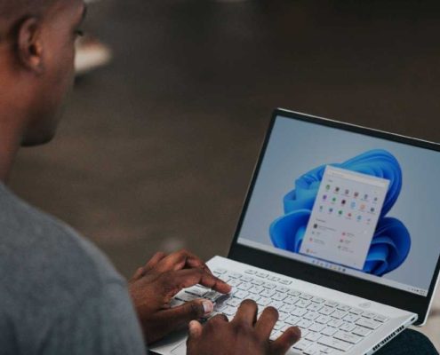 آیا ویندوز 10 یا 11 به نرم‌افزار آنتی‌ویروس نیاز دارد؟