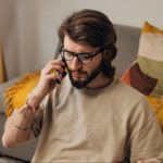 چگونه بفهمیم گوشیمان شنود میشود و در این مورد چه باید کرد؟ چگونه بفهمیم گوشیمان شنود میشود و در این مورد چه باید کرد؟