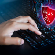 6 روشی که VPN شما را در فضای آنلاین ایمن نگه می دارد! 6 روشی که VPN شما را در فضای آنلاین ایمن نگه می دارد!